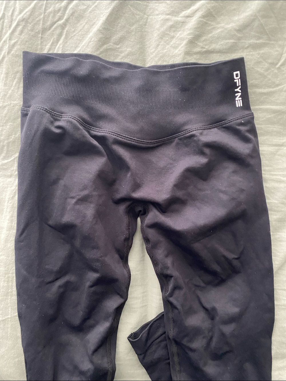 DFYNE Black High-Waist Leggings